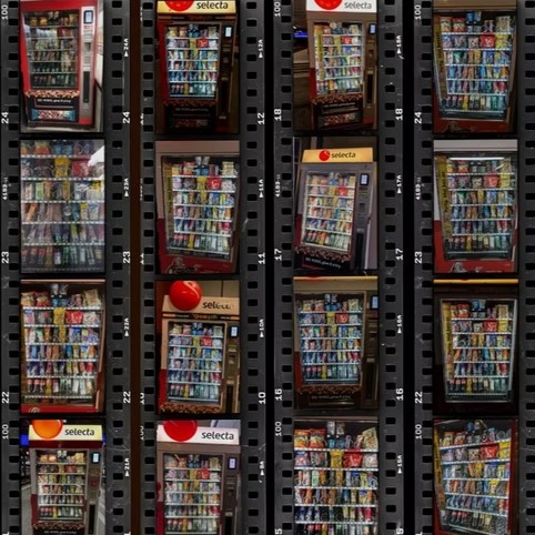 Bajour.ch – Handy-Akku statt Darvida-Snack: Wie der Selecta-Algorithmus das Sortiment optimiert.